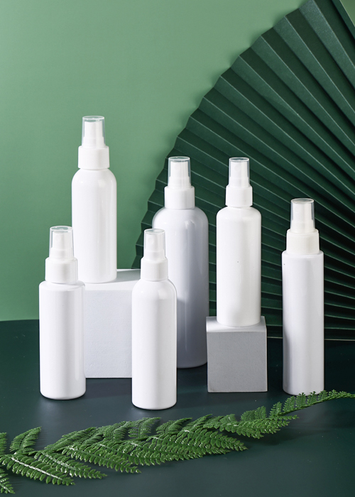 100-200ml biela PET okrúhla fľaša s rozprašovačom